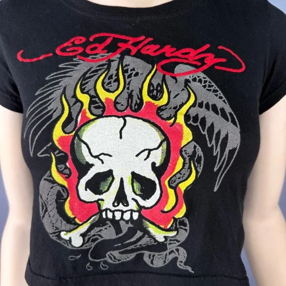Y2K Ed Hardy Small Skull Flames Crop Top Black‎ Short Sleeve Tee Tattoo Graphic - Picture 2 of 8